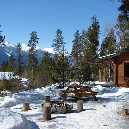 Mica Mountain Lodge & Log Cabins Tête Jaune Εξωτερικό φωτογραφία